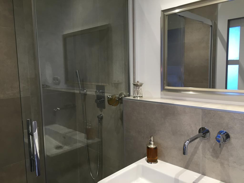 Les Chambres De L'Imprimerie ボーヌ 部屋 写真